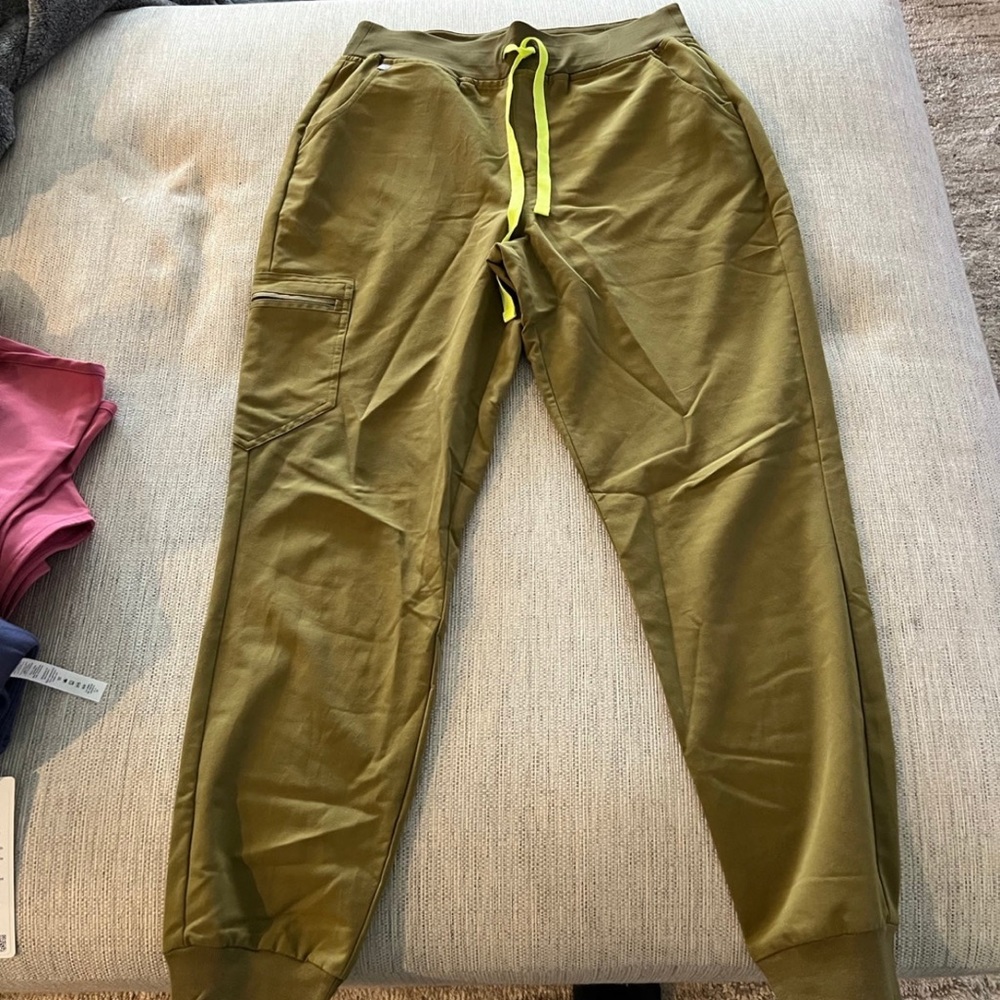 FIGS Zamora HR Joggers